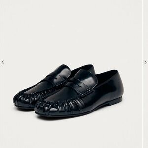 BNWT ALOHAS Aven Black Leather Loafers, sz EU 38 (fits closer to  US 7)